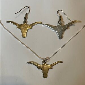 Longhorn Pendant Necklace and Earrings Set NWT